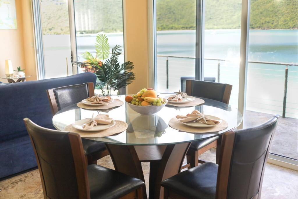 Sailfish Villa Luxury Beachfront Estate Magens Bay Cruz Bay Exterior photo