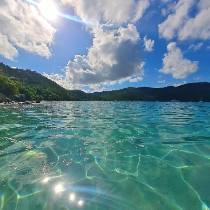Sailfish Villa Luxury Beachfront Estate Magens Bay Cruz Bay Exterior photo