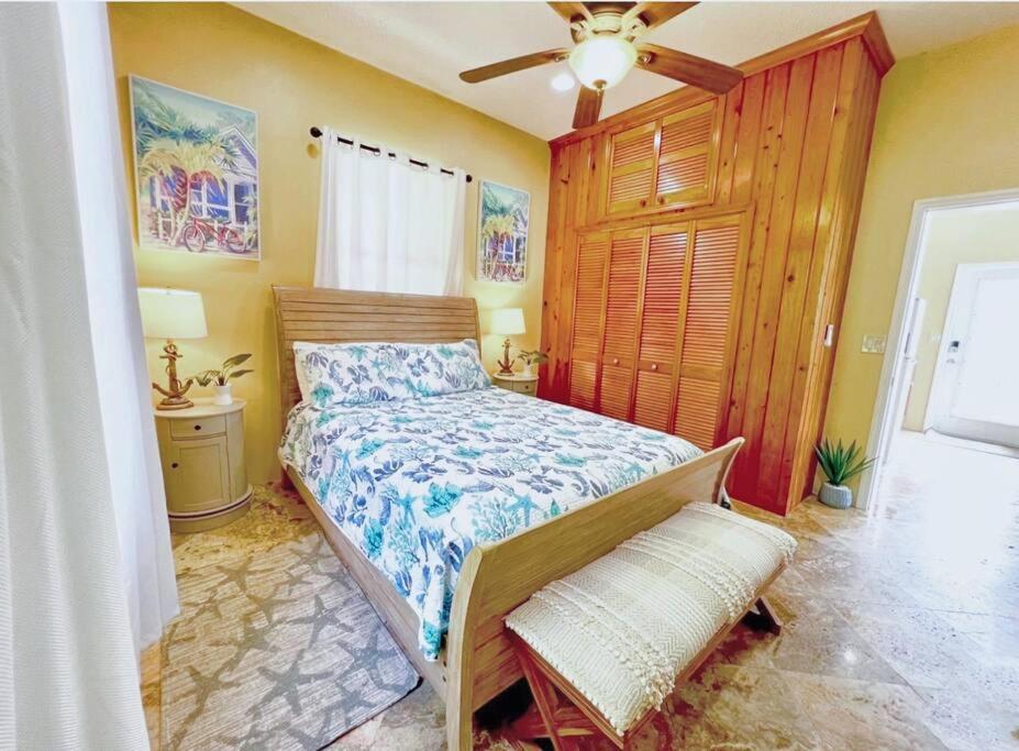 Sailfish Villa Luxury Beachfront Estate Magens Bay Cruz Bay Exterior photo