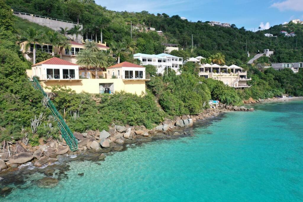 Sailfish Villa Luxury Beachfront Estate Magens Bay Cruz Bay Exterior photo
