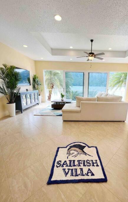 Sailfish Villa Luxury Beachfront Estate Magens Bay Cruz Bay Exterior photo