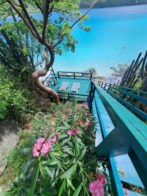 Sailfish Villa Luxury Beachfront Estate Magens Bay Cruz Bay Exterior photo